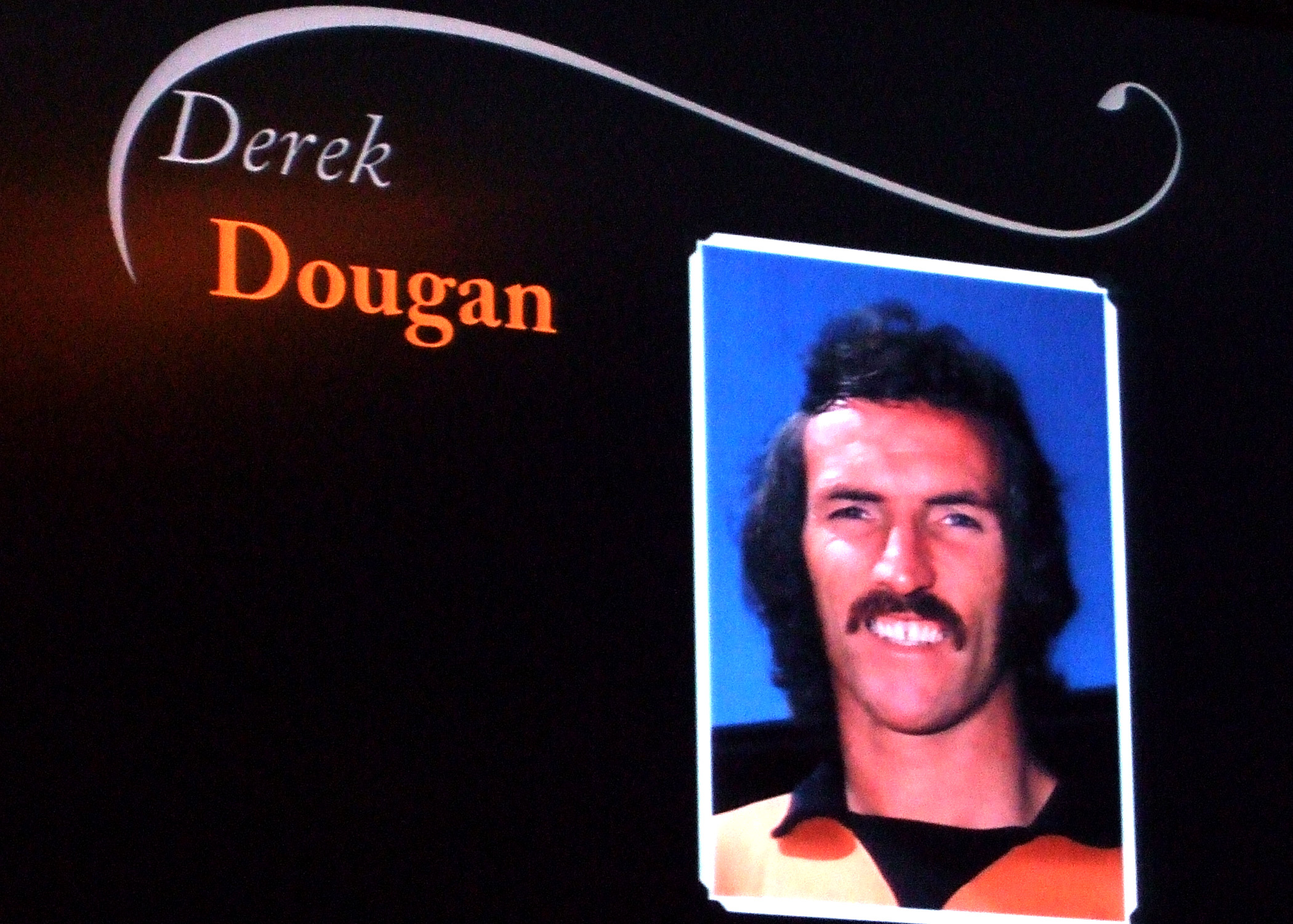 Hof2011-Derek Dougan